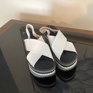 These are white wedges, size7 by Robert Clergerie